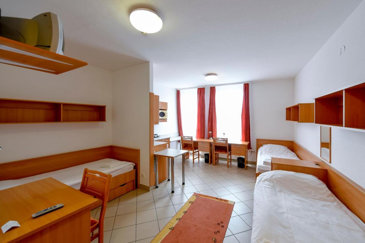 Campus Hotel Debrecen Kültér fotó